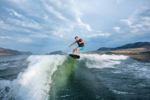 Diverse-Properties-Wakesurfing-9547